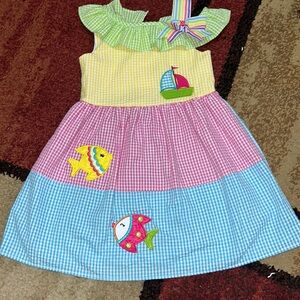 Gorgeous gingham dress / size 5